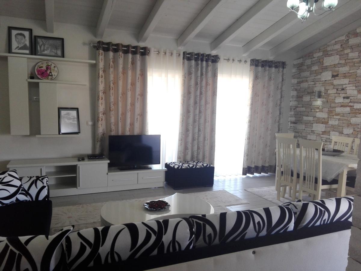 Vip Apartment By "Murati" Ksamil Exteriör bild